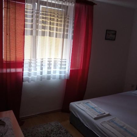 Guesthouse No.27 Мостар Екстериор снимка