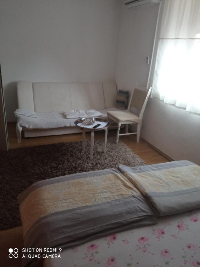 Guesthouse No.27 Мостар Екстериор снимка