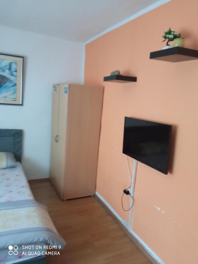 Guesthouse No.27 Мостар Екстериор снимка