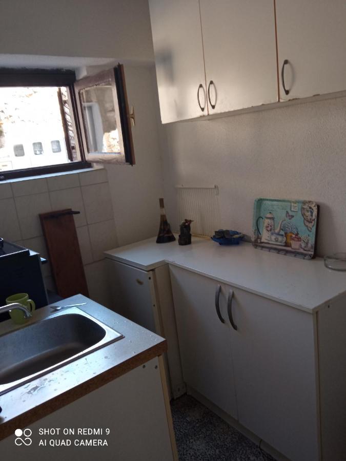 Guesthouse No.27 Мостар Екстериор снимка