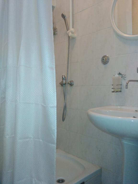 Guesthouse No.27 Мостар Стая снимка
